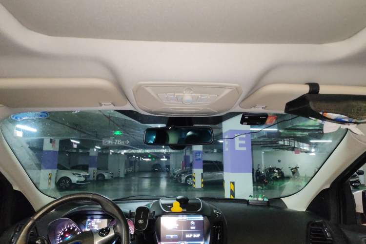 Used Ford Kuga 2015 2.0L GTDi Four-Wheel-Drive Sport Model
