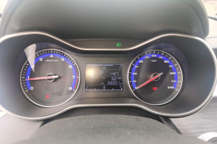 Used Geely Auto Vision 2019 Upgraded Model 1.5L Automatic Luxury Version China V Standard
