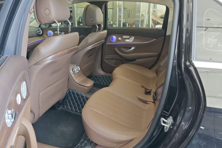 Used Mercedes-Benz E-Class 2023 E 300 L Luxury Model
