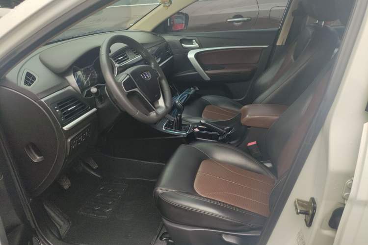 Used Geely Auto Emgrand 2017 Hatchback RS Million Edition 1.5L Manual Upward Version