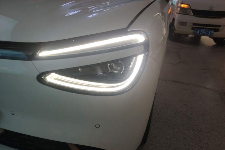 Used Dongfeng NAMMI 01 2024 New Edition 430 Max Smart+
