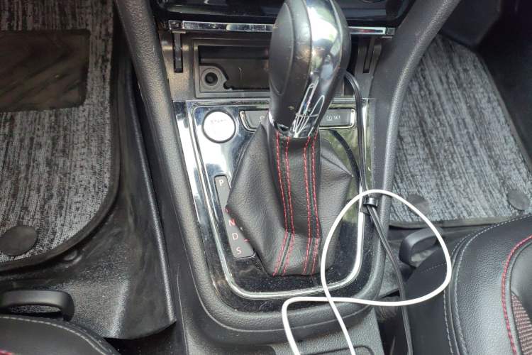 Used Volkswagen Bora 2014 1.4TSI Automatic Sportline
