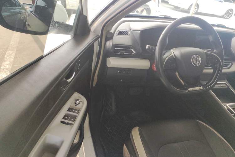 Used Dongfeng Aeolus E70 2023 500 Smart Edition Lithium Iron Phosphate 47.58 kWh Driver Seat