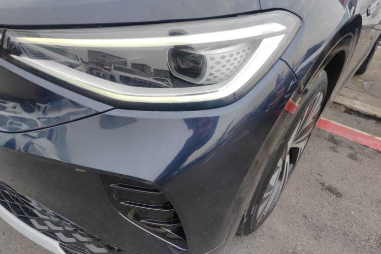 Used Volkswagen ID.4 CROZZ 2021 High-Performance PRIME Four-Wheel Drive Version
