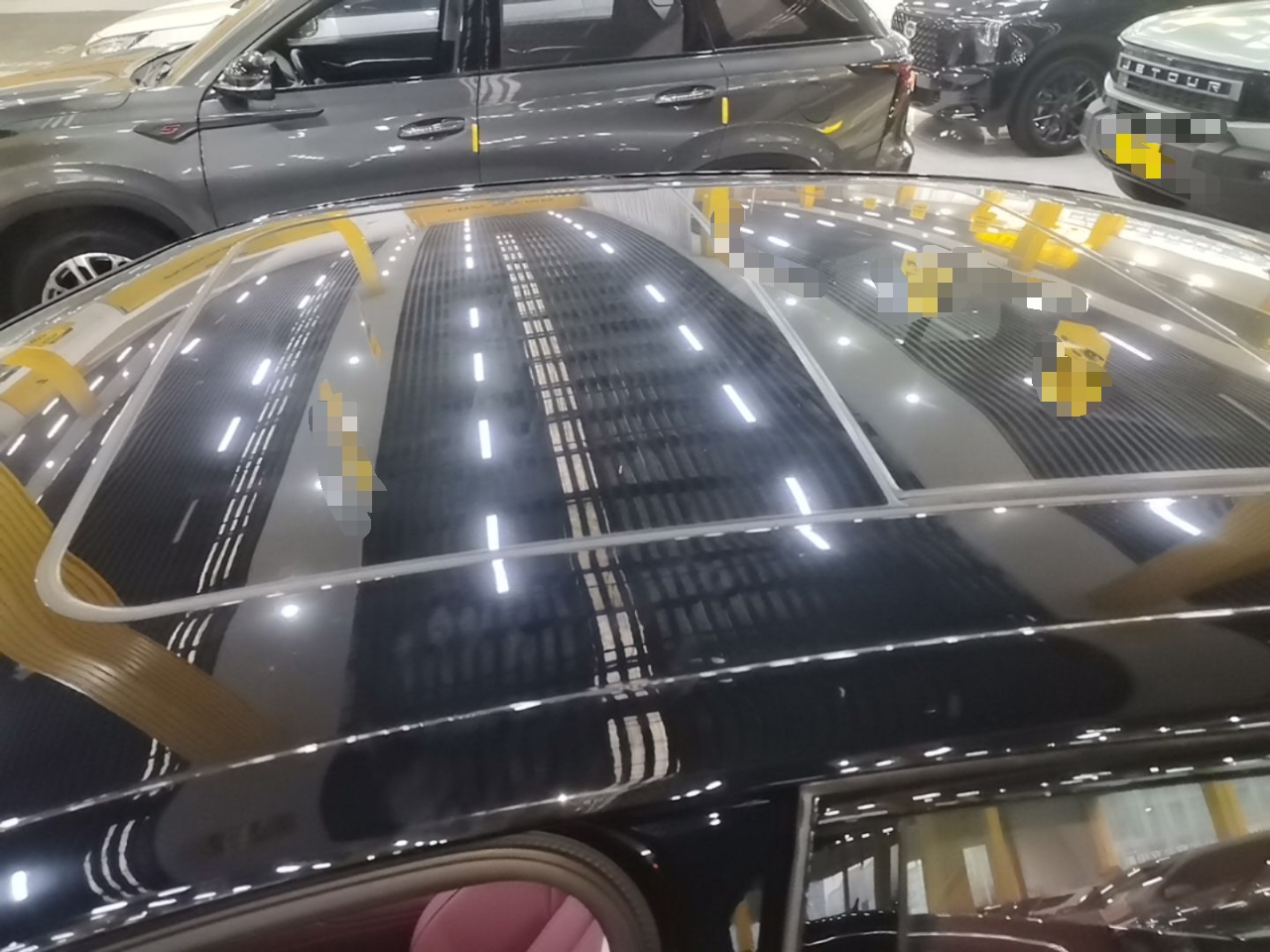 Hongqi H5 2025 Model 2.0T Automatic Xuan Ying 2 Million Units Commemorative Edition — снимка 7
