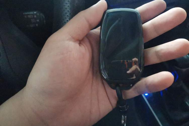 Used Toyota Prado 2016 2.7L Automatic Standard Edition Vehicle Key