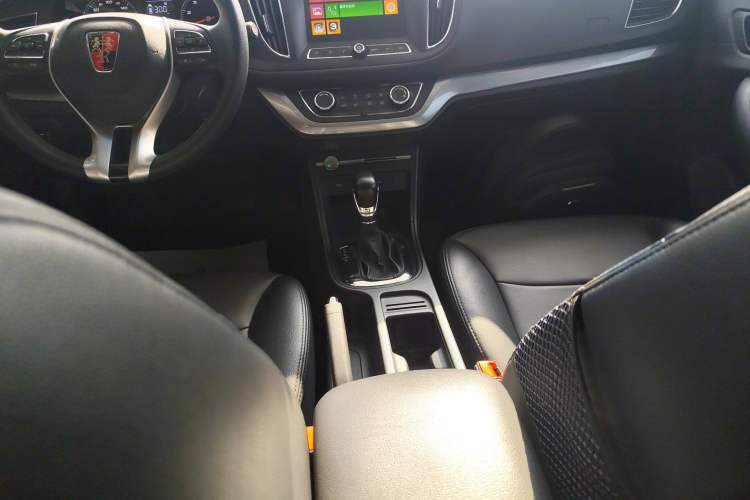 Used Roewe 360 2018 PLUS 1.5L Automatic Luxury Edition
