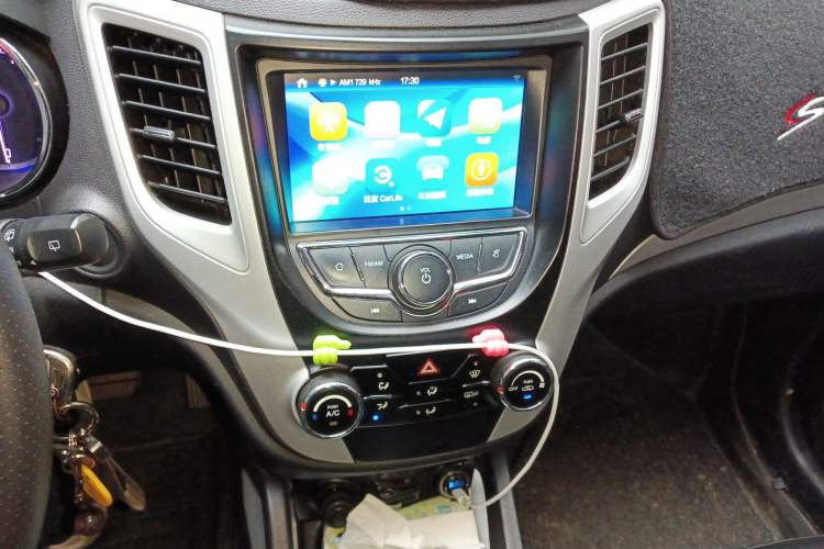 Used CHANGAN CS35 2016 1.6L Automatic Luxury Model China V Standard
