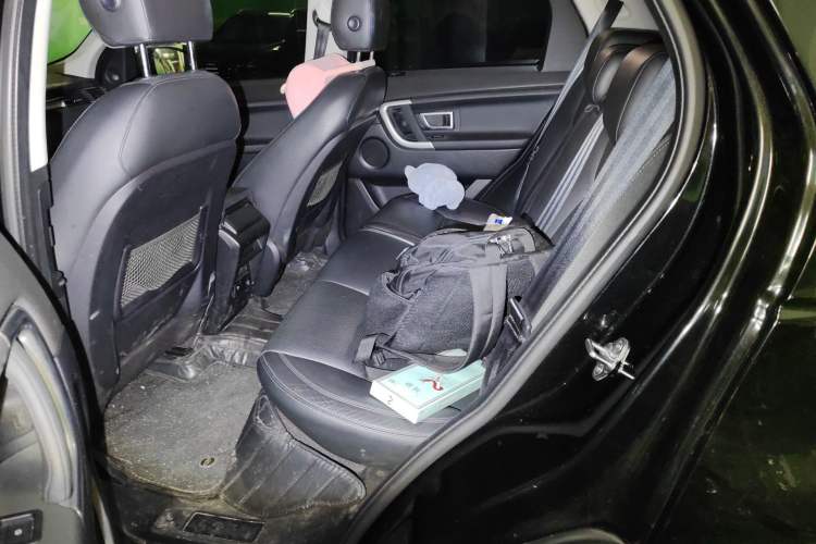 Used Land Rover Discovery Sport 2017 2.0T SE Left Rear Seat