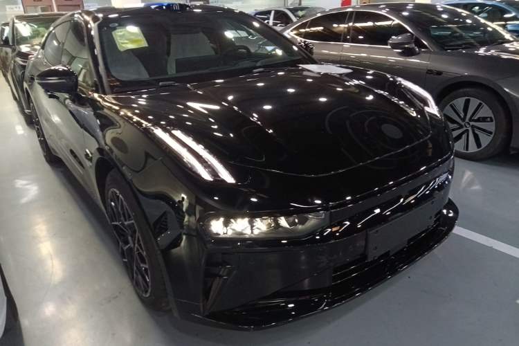 Used Zeekr 001 2026 Model 103° Rear-Drive Max Version Front Right 45 Deg