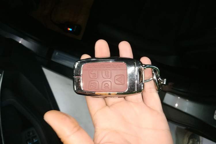 Used Jaguar F-TYPE 2021 P380 All-Wheel-Drive R-Dynamic Hardtop Version Interior 1