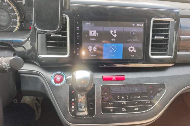 Used Honda Elysion 2016 2.4L Luxury Edition
