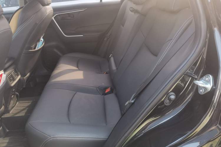 Used Toyota Wildlander 2023 2.0L CVT Two-Wheel Drive Leading Edition