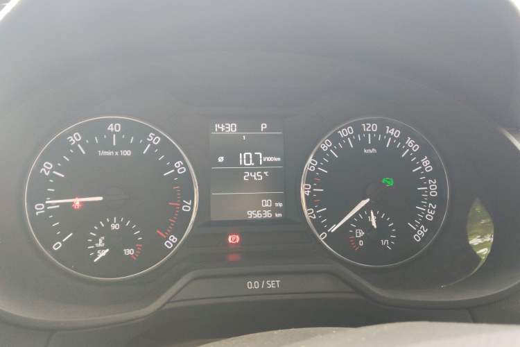 Used Skoda Octavia 2017 1.6L Automatic Chuanxing Edition
