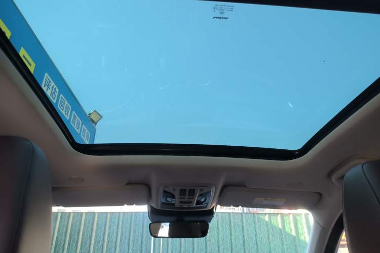 Used Wey VV6 2020 2.0T Two-Wheel Drive Smart Enjoyment+