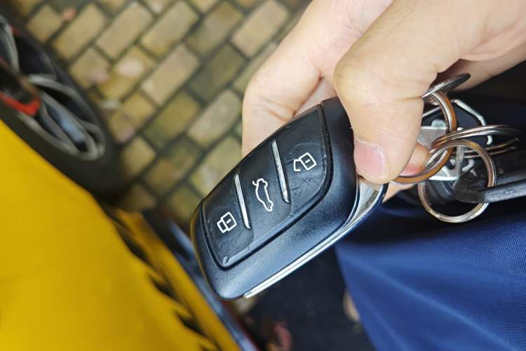 Used MG 5 2021 180 DVVT CVT Youth Luxury Edition
