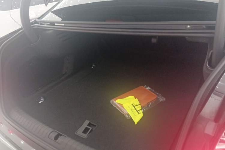 Used Audi A7L 2024 45TFSI S-line Dream-Building Edition Flow Crystal Package