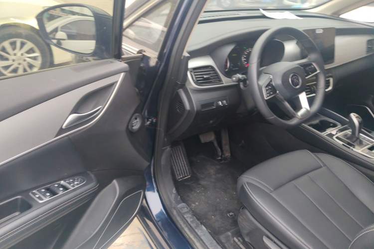 Used BYD Song MAX 2021 Upgraded Model 1.5T Automatic Luxury 6-Seater
