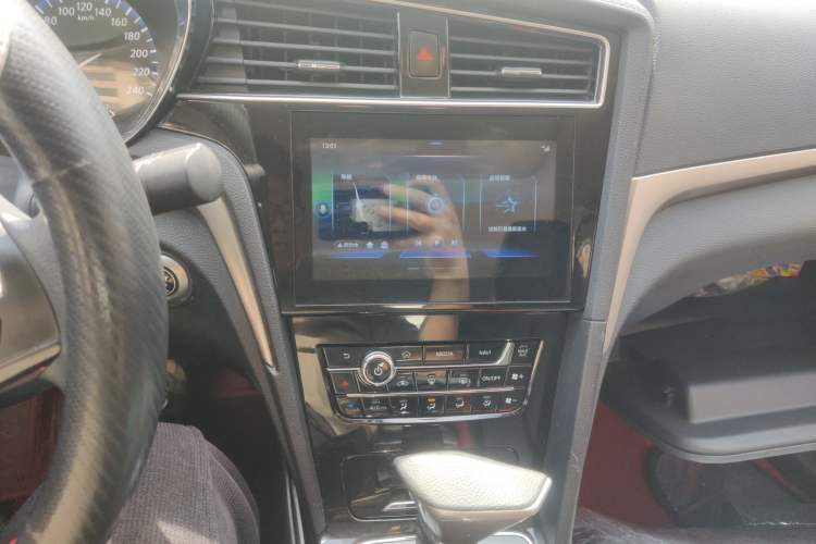 Used Venucia D60 2020 1.6L XL CVT Enjoyment Edition