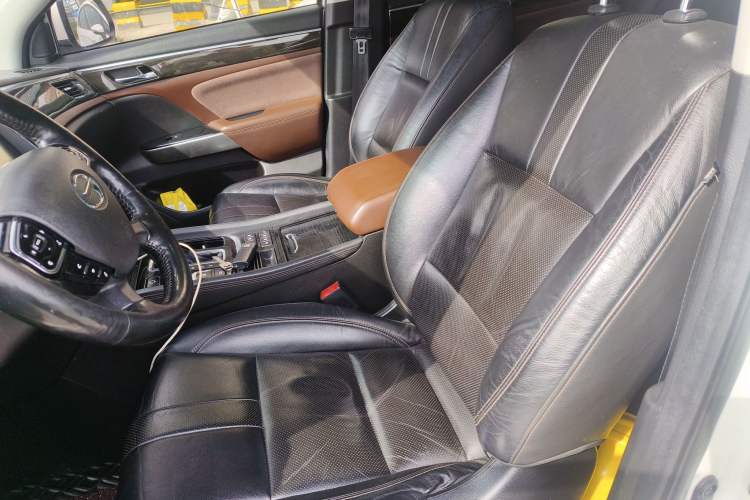 Used GAC Trumpchi GS8 2017 320T Two-Wheel Drive Luxury Smart Connectivity Version (7 Seats)