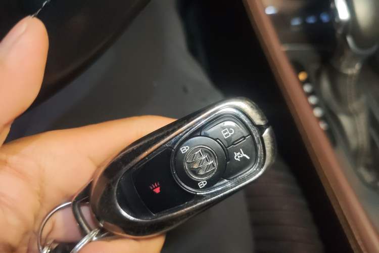 Used Buick Envision 2017 28T All-Wheel-Drive Versatile Sport Flagship Edition
