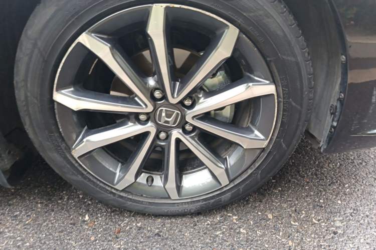 Used Honda Integra 2022 240TURBO CVT Luxury Edition Right Front Wheel Hub