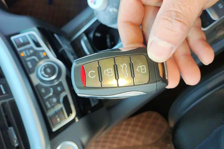 Used Haval H9 2022 2.0T Gasoline 4x4 Elite Model 5 Seats
