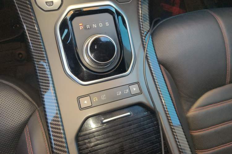 Used Land Rover Range Rover Evoque 2017 2.0T Vivid Black Limited Edition
