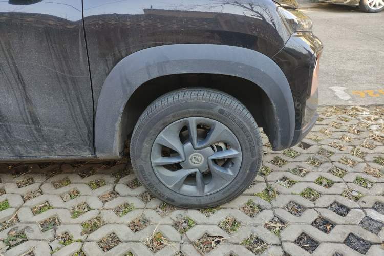 Used Dongfeng NAMMI BOX 2022 Chasing Wind Edition 331KM Advanced Model Right Front Wheel Hub