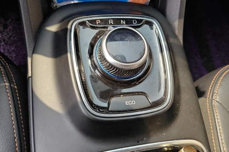 Used AION Trumpchi GE3 2018 530 Internet Premium Edition Gear Lever