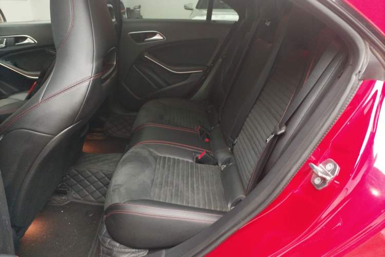 Used Mercedes-Benz CLA 2018 CLA 220 4MATIC Left Rear Seat