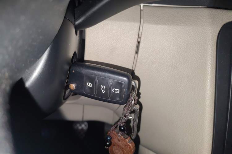 Used Skoda Fabia 2012 1.4L Manual Crystal Edition