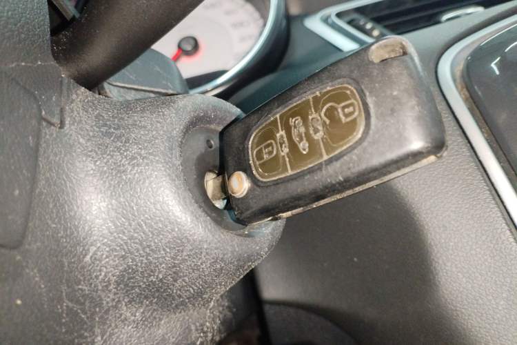 Used Peugeot 308 2014 Enjoyment Edition Classic 1.6L Automatic Fashion Model Vehicle Key