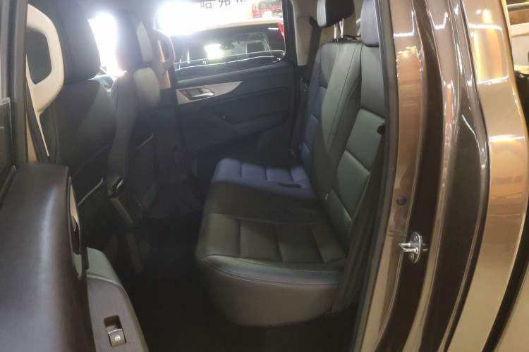 Used Great Wall Poer 2019 2.0T Commercial Version Manual Diesel 4x4 Elite Long-Box GW4D20M
