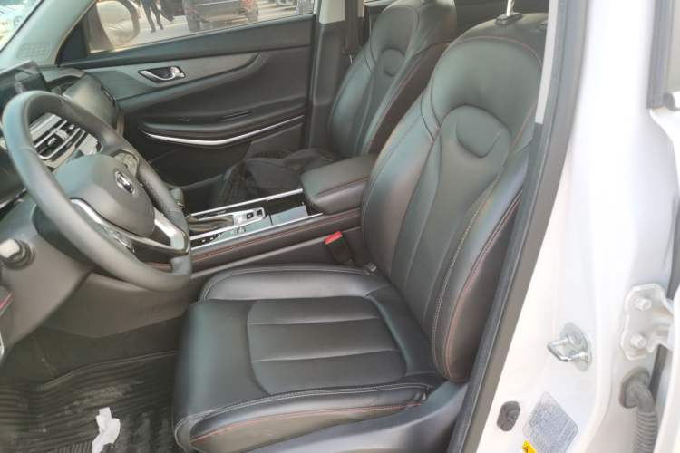 Used CHANGAN CS75 2021 Honor Million Edition 280T DCT Prestige Model
