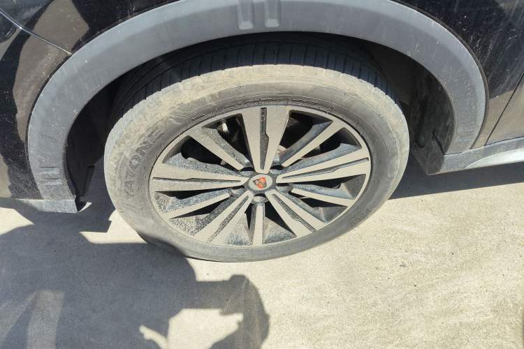 Used Roewe RX5 2020 20T Automatic 4G Connect Superior Flagship Edition Left Front Wheel Hub