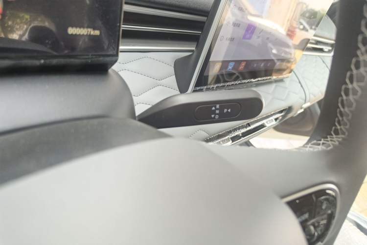 Used Dongfeng NAMMI 01 2024 New Edition 330 Plus Smart+
