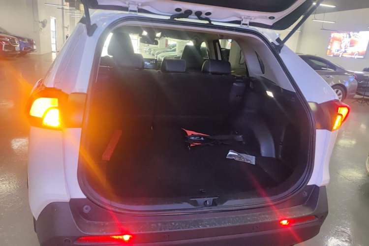 Used Toyota RAV4 2023 2.0L CVT Two-Wheel Drive Urban Edition