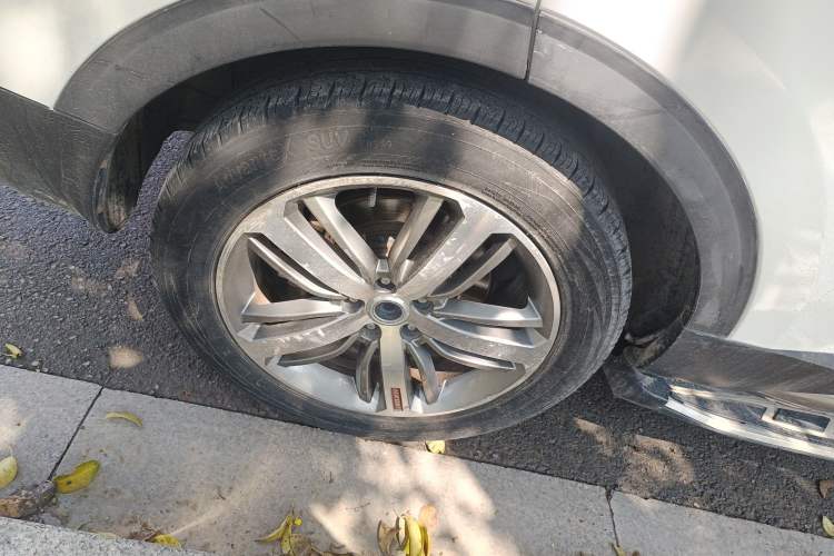 Used Haval H6 2017 Red-Label 1.5T Automatic Two-Wheel Drive Smart Edition Right Rear Wheel Hub