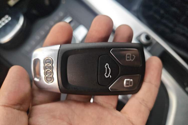 Used Audi A4L 2018 30th Anniversary Edition 40 TFSI Fashion Model