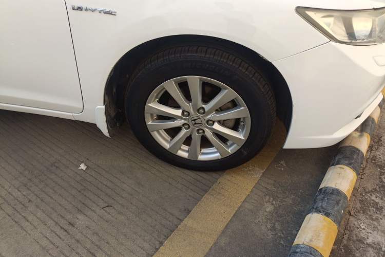 Used Honda Civic 2013 10th Anniversary 1.8L Automatic Luxury Edition Right Front Wheel Hub