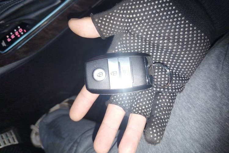 Used Kia K5 2016 1.6T Automatic LUX
