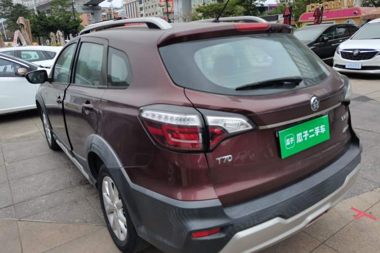 Used Venucia T70 2020 2.0L CVT Elite Edition China VI Standard
