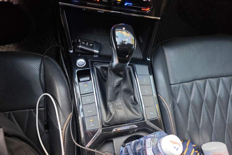 Used Volkswagen Passat New Energy 2020 430 PHEV Hybrid Luxury Edition China VI Standard