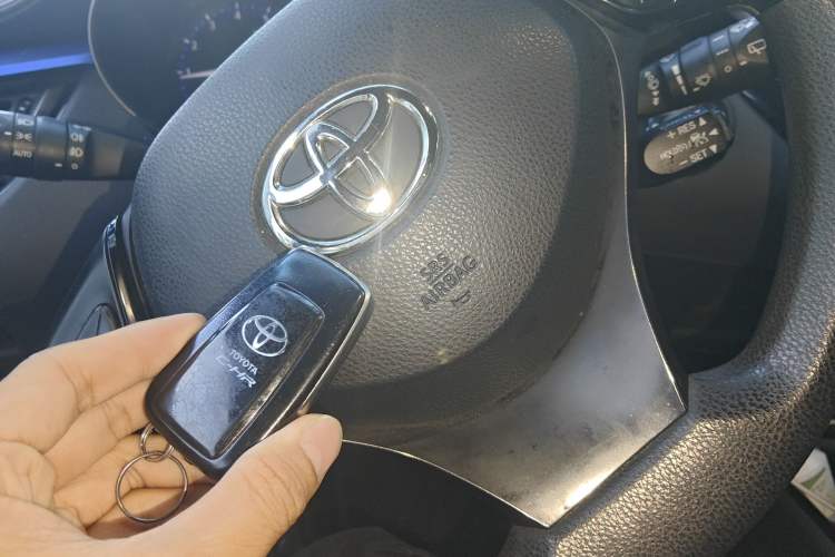 Used Toyota C-HR 2018 2.0L Leading Edition China V-standard
