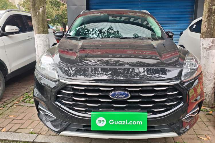 Used Ford Escape 2020 EcoBoost 245 Two-Wheel-Drive Titanium Edition