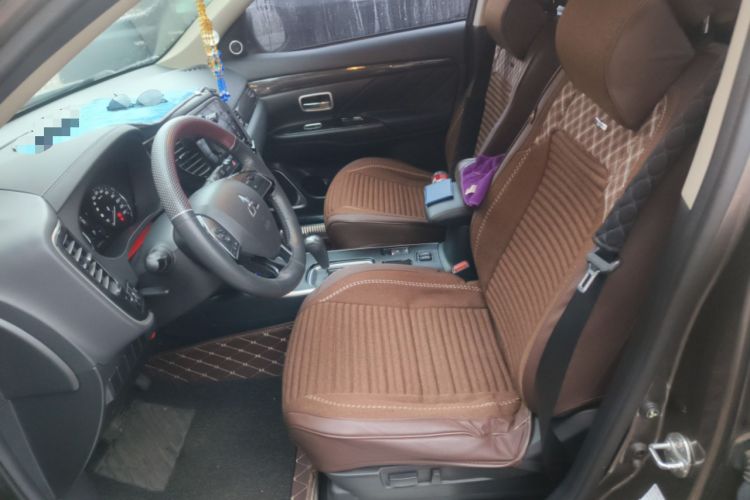 Used Mitsubishi Outlander 2019 2.0L Two-Wheel Drive Comfort Edition 5 Seats China V Standard Left Front Seat