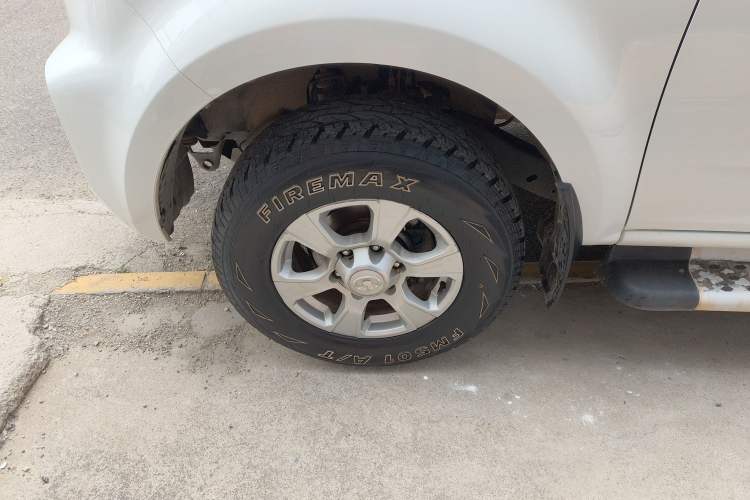 Used Great Wall Wingle 7 2019 2.0T Diesel Two-Wheel Drive Value Edition China VI Standard Big Double Cab GW4D20M Exterior 4