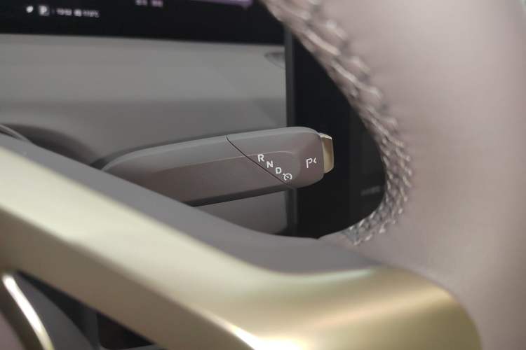 Used Avatr 06 2025 Max All-Electric Version