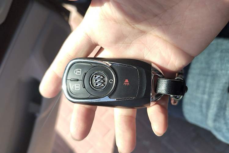 Used Buick GL8 2021 Land Cruiser Executive Class 652T Comfort Model